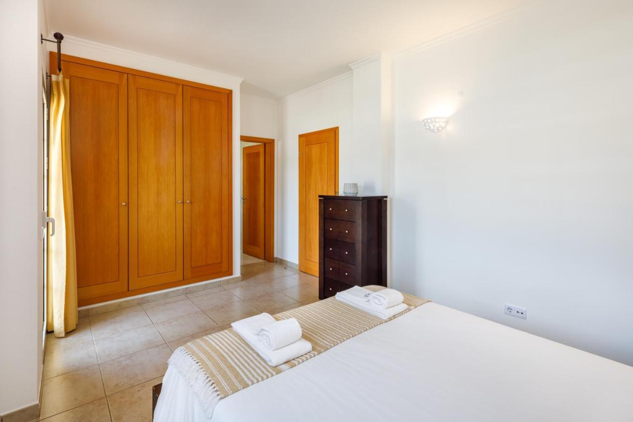 Falesia Beach Villa By The Portuguese Butler 올류스 데 아구아 외부 사진