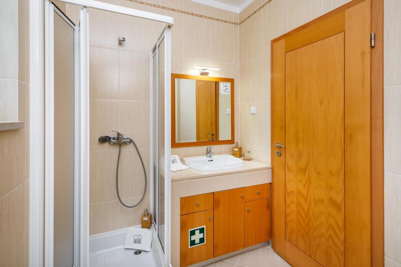 Falesia Beach Villa By The Portuguese Butler 올류스 데 아구아 외부 사진