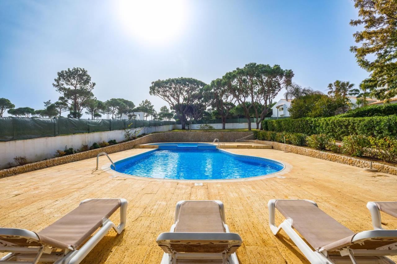 Falesia Beach Villa By The Portuguese Butler 올류스 데 아구아 외부 사진