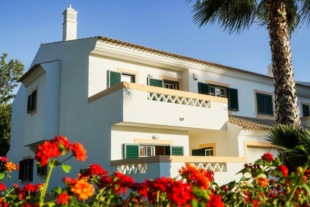 Falesia Beach Villa By The Portuguese Butler 올류스 데 아구아 외부 사진